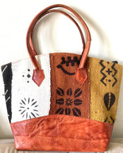 Load image into Gallery viewer, Mudcloth & Leather Tote