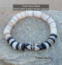 Load image into Gallery viewer, Heishi Chevron Bracelet