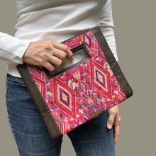 Load image into Gallery viewer, Huipil Clutch: Dark
