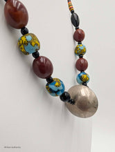 Load image into Gallery viewer, Chunky Beaded Necklace (B)