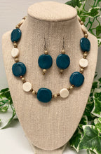 Load image into Gallery viewer, Teal Kazuri Necklace Set