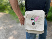 Load image into Gallery viewer, Ruby-throated Hummingbird Field Bag