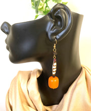 Load image into Gallery viewer, African Batik Amber Bracelet & Earrings Set