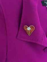 Load image into Gallery viewer, Wire Pin: Heart