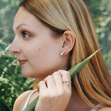 Load image into Gallery viewer, Sterling Silver Pearl Ring (Adjustable)