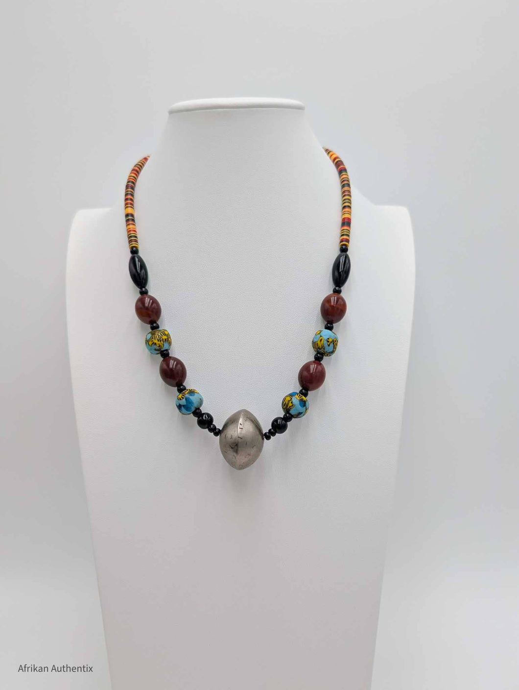 Chunky Beaded Necklace (B)