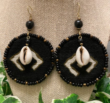 Load image into Gallery viewer, Mudcloth with Cowrie Earrings
