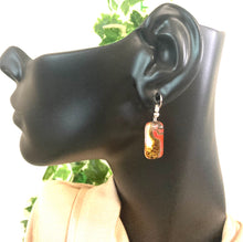 Load image into Gallery viewer, Glass Earrings- Red- I
