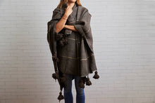 Load image into Gallery viewer, Moroccan Blankets: Brown
