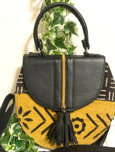 Round Mudcloth Purse (Black Flap)