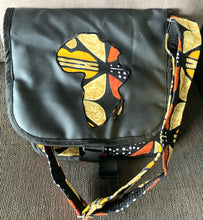Load image into Gallery viewer, Accra Crossbody Bag
