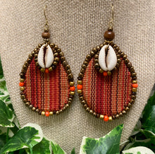 Load image into Gallery viewer, Red Kente with Cowrie
