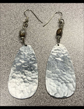 Load image into Gallery viewer, Ellipse Hammered Aluminum Earrings
