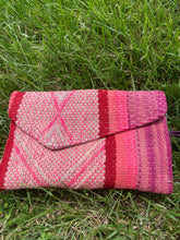 Load image into Gallery viewer, Peruvian Andina Clutch - Shades of Pink
