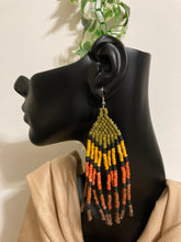 Load image into Gallery viewer, Autumn Fringe Earrings
