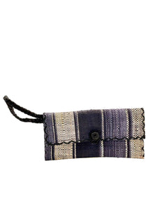 Black Swirl ChiChi Straw Clutch Wristlet Bag: