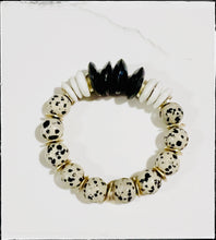 Load image into Gallery viewer, Dalmatian Jasper &amp; Ashanti Glass Bead Stretch Bracelet: 7”
