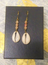 Load image into Gallery viewer, Peach Beaded Cowrie Shell Earrings
