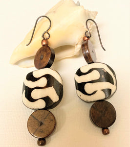 Ebony Swirl Earrings