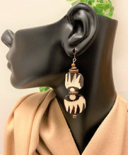 Load image into Gallery viewer, &quot;Flight&quot; Dangle Earrings
