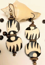 Load image into Gallery viewer, &quot;Flight&quot; Dangle Earrings
