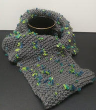 Load image into Gallery viewer, Gray Knitted Scarf with Floral Accents
