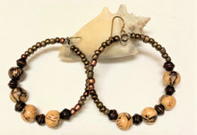 Load image into Gallery viewer, Tagua Hoops
