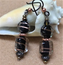 Load image into Gallery viewer, Copper Swirl Glass Bead Earrings
