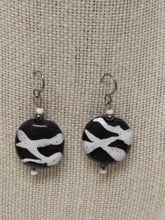 Load image into Gallery viewer, Ebony Ceramics Necklace Set
