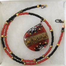 Load image into Gallery viewer, Red Floral Glass Pendant Necklace
