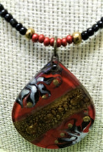 Load image into Gallery viewer, Red Floral Glass Pendant Necklace

